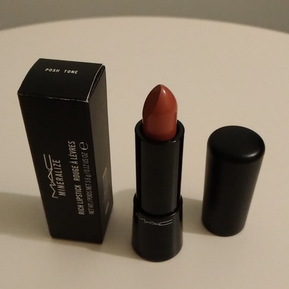 NEW MAC Liberalize Rich Lipstick ~ Posh Tone - Picture 3 of 4